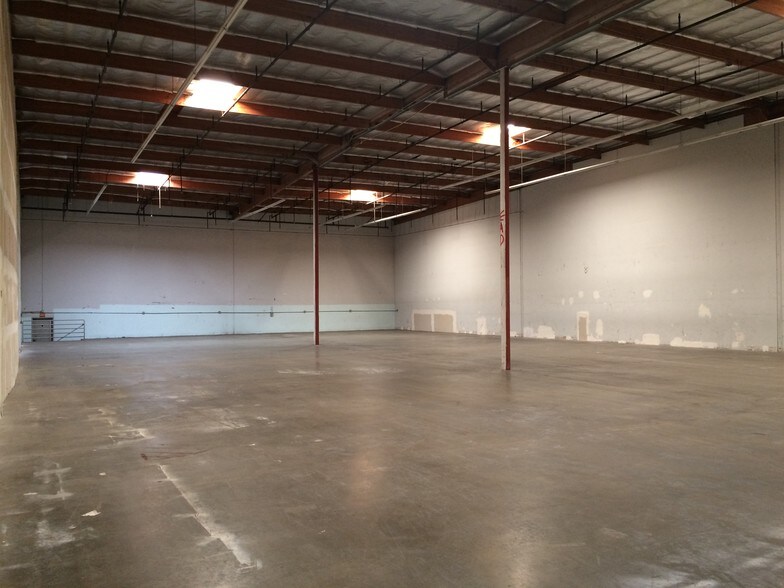 More Photos Of 11150 Arrow Route, Rancho Cucamonga Warehouse For Lease
