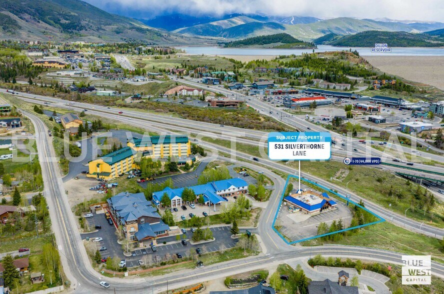 More Photos Of 531 Silverthorne Ln, Silverthorne Freestanding For Sale