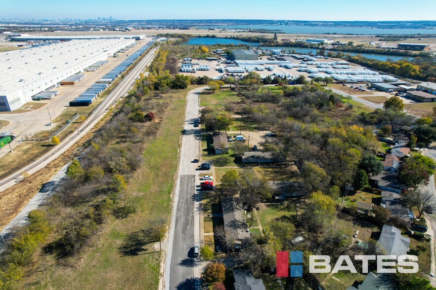 More Photos Of 1404 Turner Pky, Grand Prairie Land For Sale