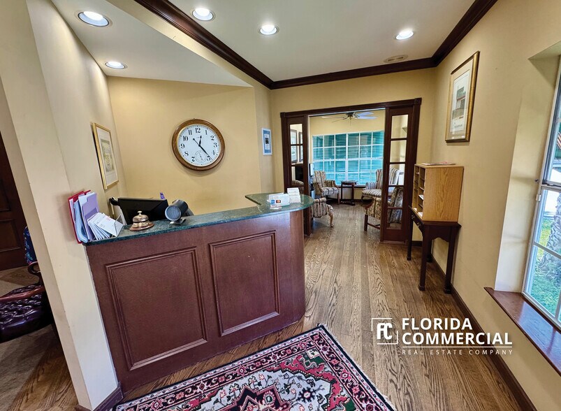 More Photos Of 1115 SE Ocean Blvd, Stuart Office Residential For Sale