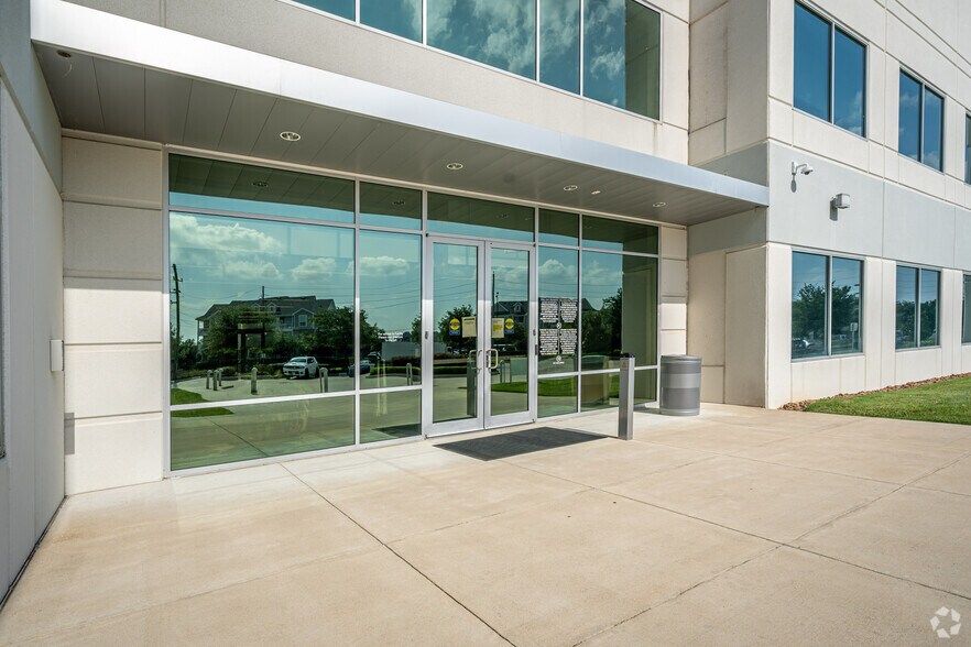 More Photos Of 1400 Ravello Rd, Katy Office For Sale