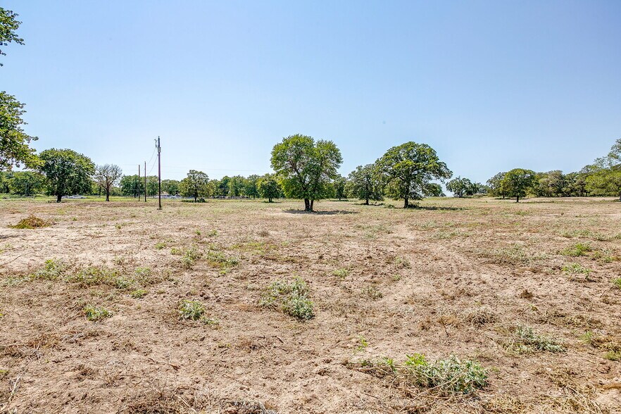 More Photos Of 7724 W Highway 199, Springtown Land For Sale