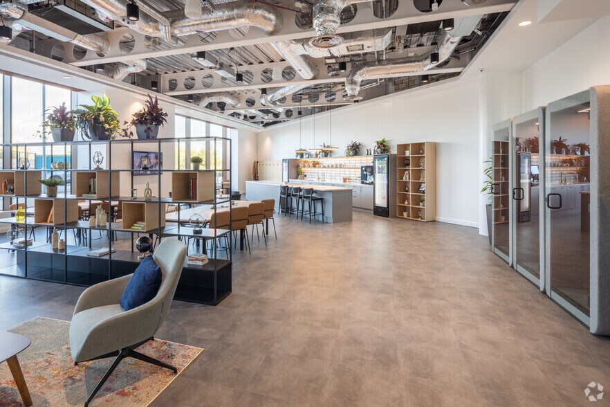 More Photos Of One Cambridge Square, Cambridge Coworking Space