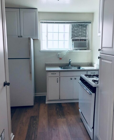 More Photos Of 102 Elliott St, Winters Apartments For Sale