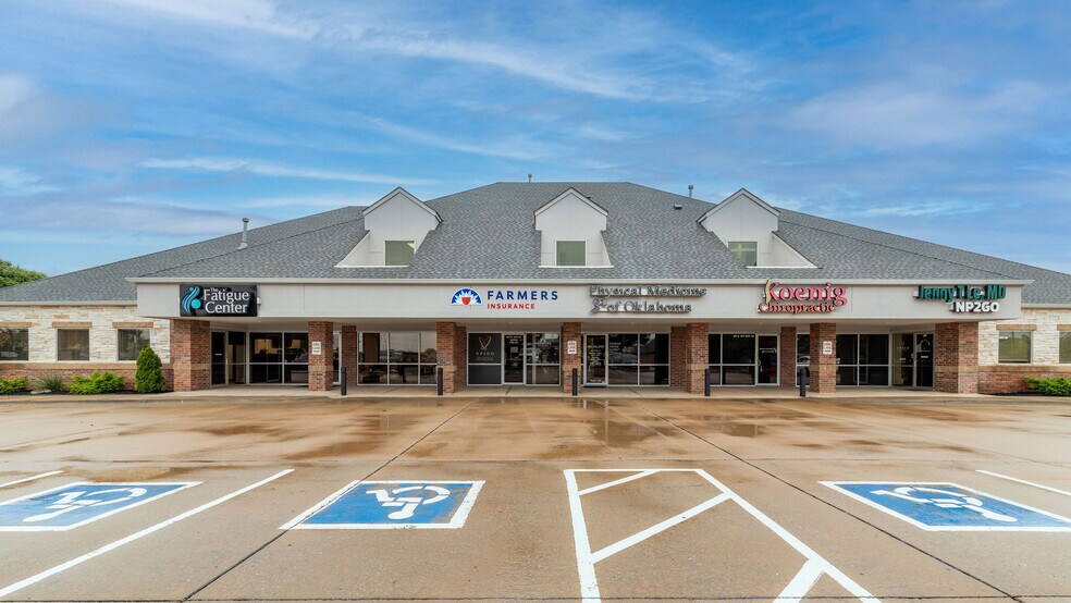 More Photos Of 800 W 18th St, Edmond Medical For Lease