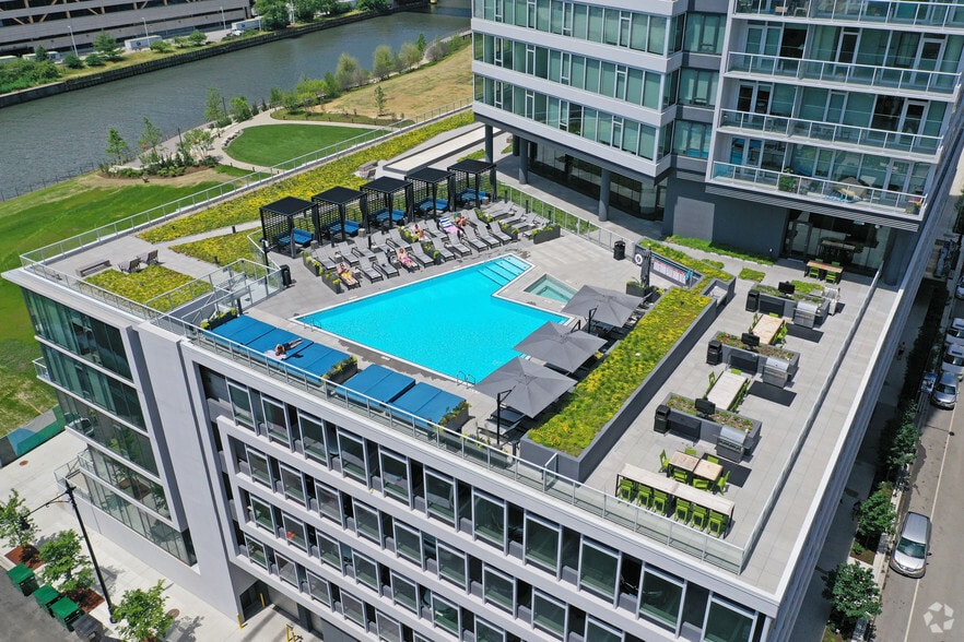 More Photos Of 720 S Wells St, Chicago Multifamily For Sale