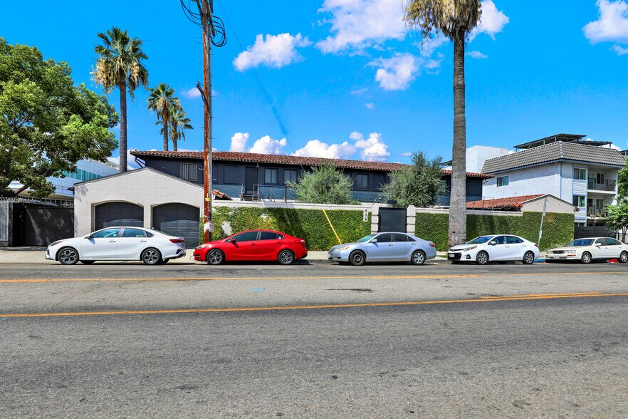 More Photos Of 435 S Boyle Ave, Los Angeles Office Residential For Sale