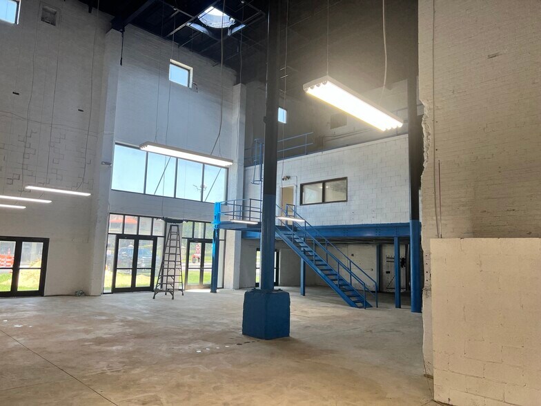 More Photos Of 15340 Citrus Country Dr, Dade City Unknown For Lease