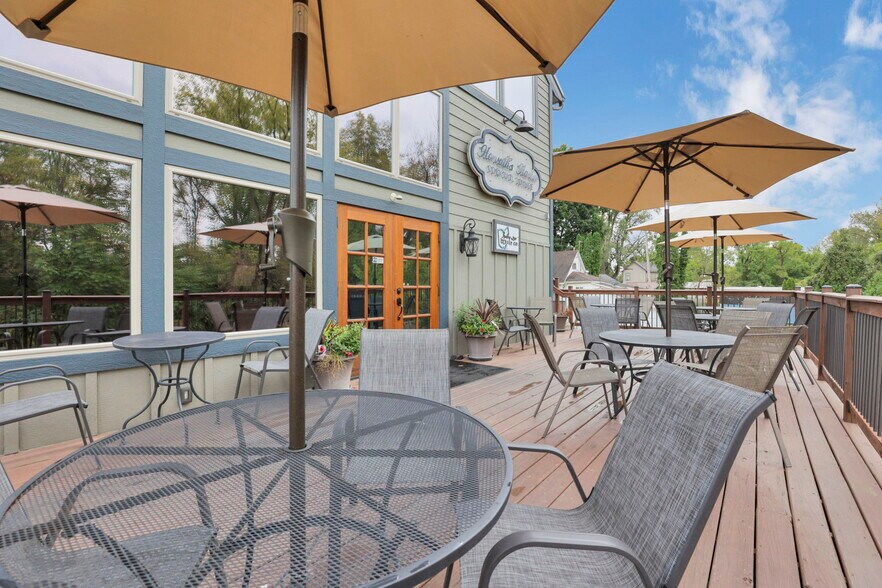 More Photos Of 14675 Zion Rd, Thornville Restaurant For Sale