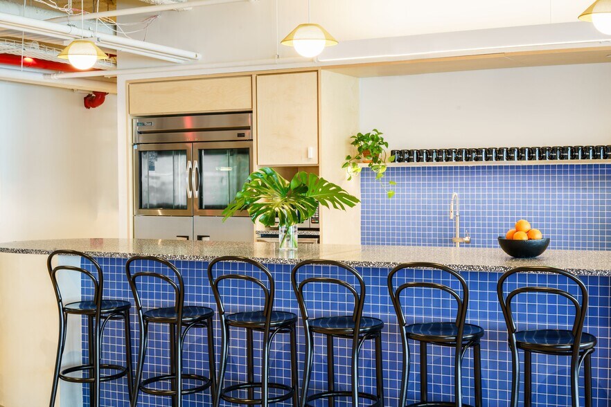 More Photos Of 199 Water St, New York Coworking Space