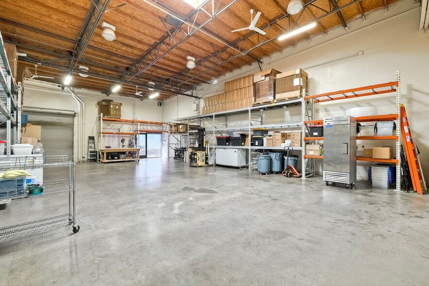 More Photos Of 13200 Kirkham Way, Poway Warehouse For Sale