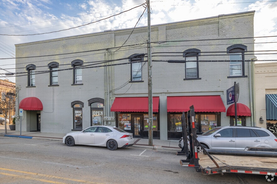 More Photos Of 11 S Broad St E, Angier Storefront Retail Residential For Lease
