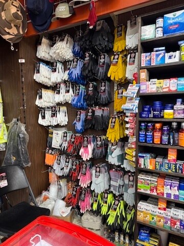 More Photos Of 527 S Sunrise Ave, Madera Freestanding For Sale