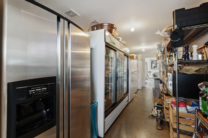 More Photos Of 1007 Folsom St, Dallas Loft Creative Space For Sale