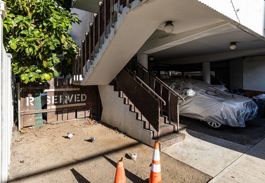 More Photos Of 250 Kapili St, Honolulu Apartments For Sale