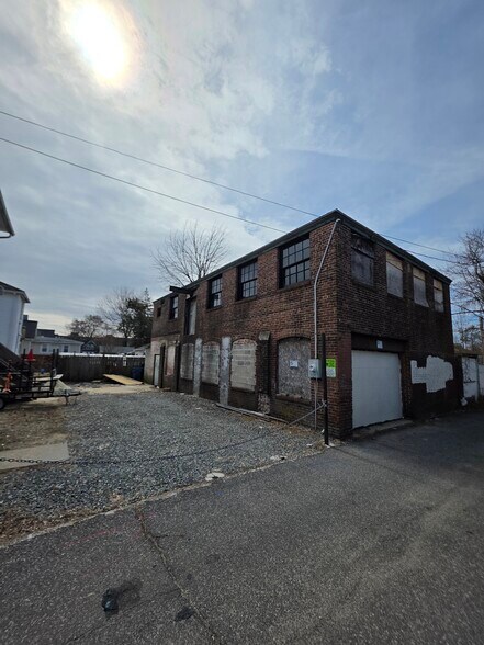 Primary Photo Of 90 Andrew St, Springfield Industrial For Sale