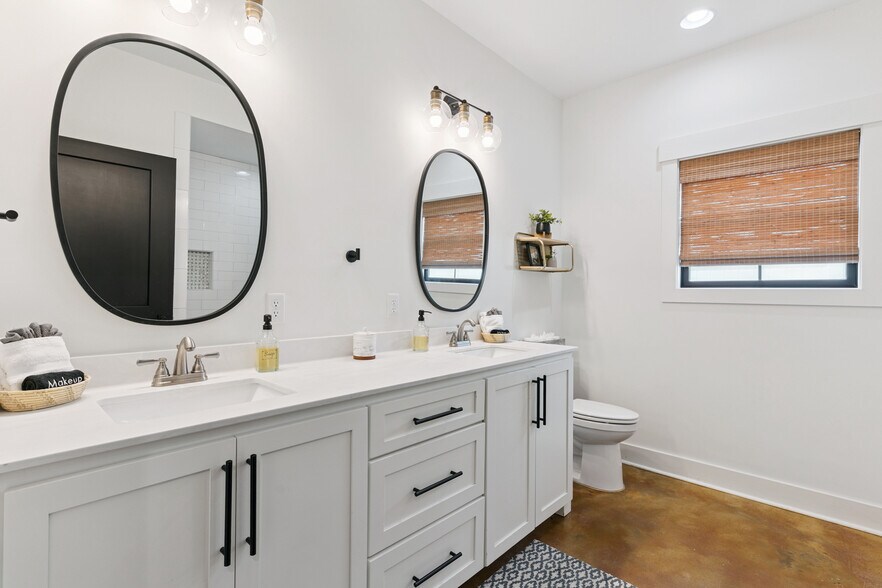 More Photos Of 8515 Old Highway 259, Waynesville Hospitality For Sale