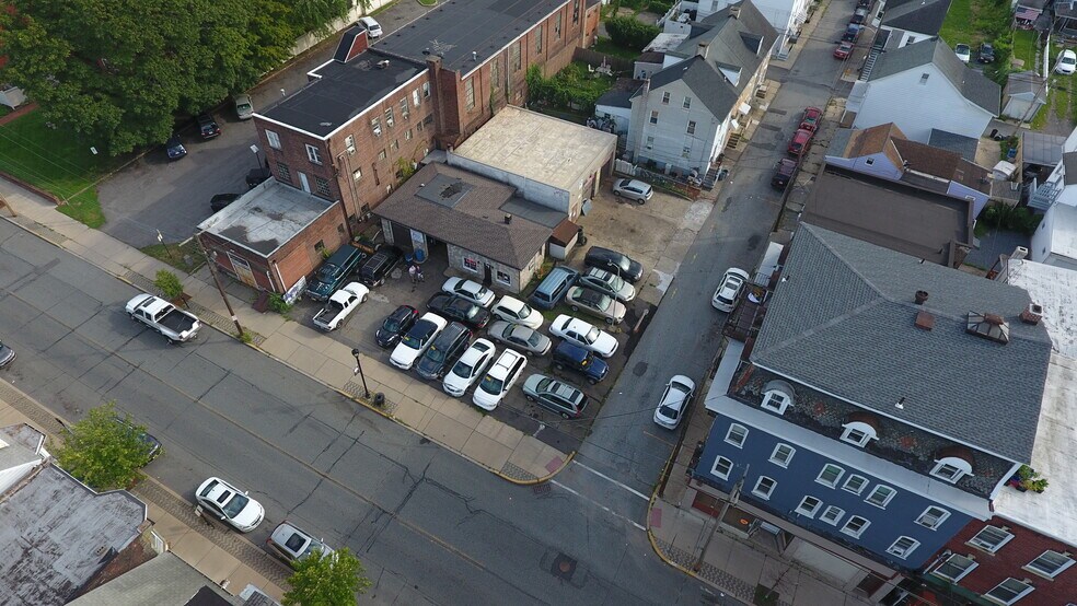 More Photos Of 404-410 S Main St, Phillipsburg Auto Repair For Sale