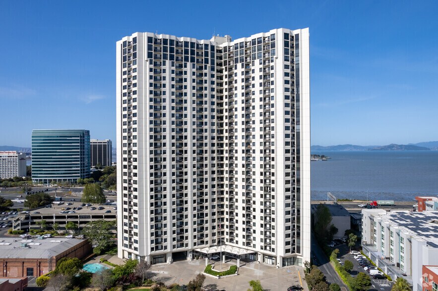 More Photos Of 6363 Christie Ave, Emeryville Apartments For Lease