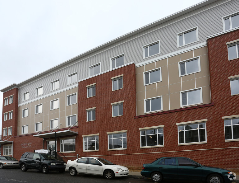 More Photos Of 449-499 W Turner St, Allentown Apartments For Lease