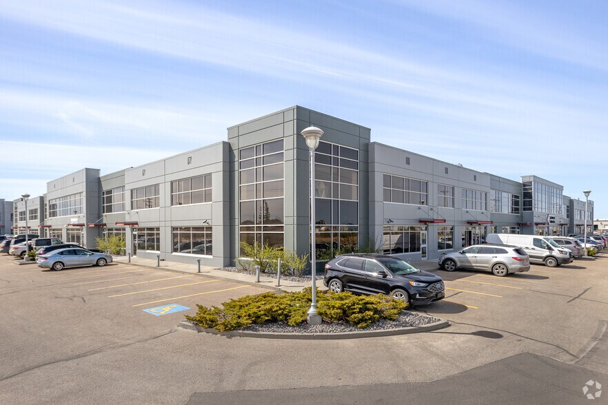 More Photos Of 3601 82nd Ave, Leduc Flex For Lease