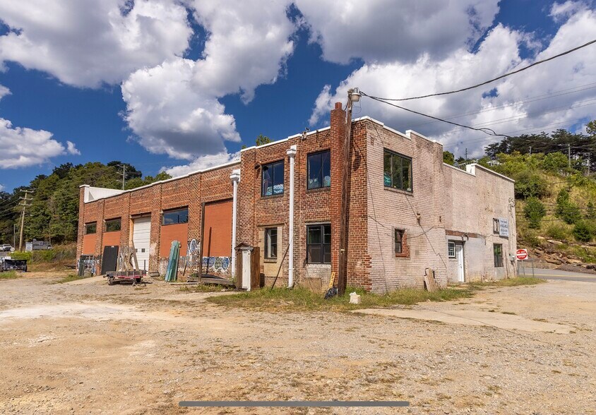 Primary Photo Of 860 Riverside Dr, Asheville Warehouse For Lease