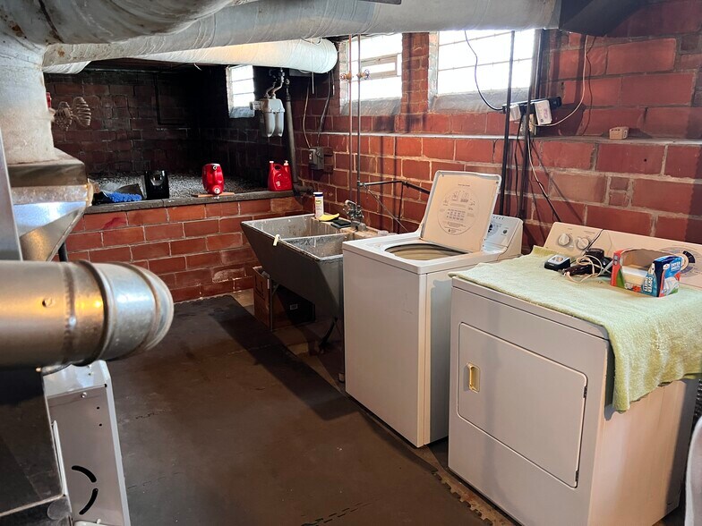 More Photos Of 3127 West Blvd, Cleveland Multifamily For Sale