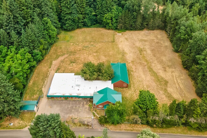 More Photos Of 41515 SE Thomas Rd, Sandy Schools For Lease