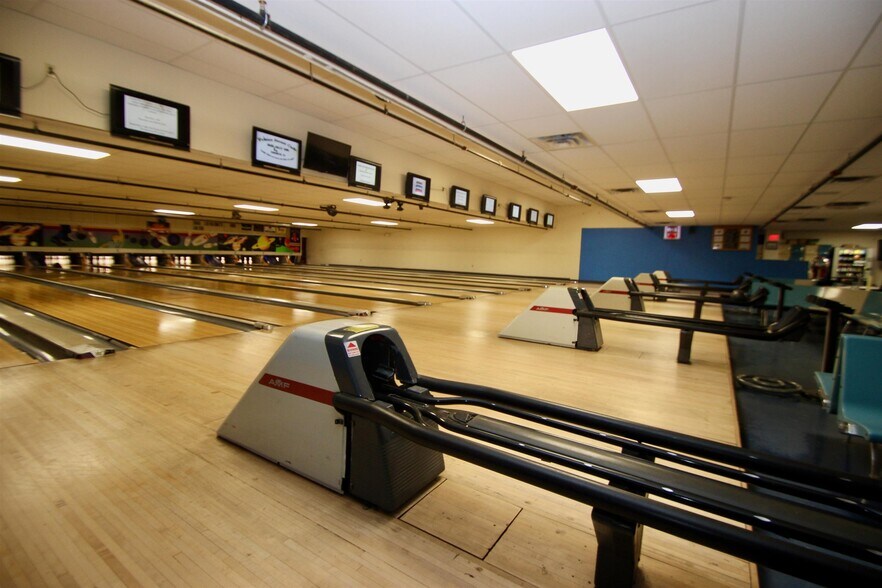 More Photos Of 12 Prince St, Randolph Storefront For Sale