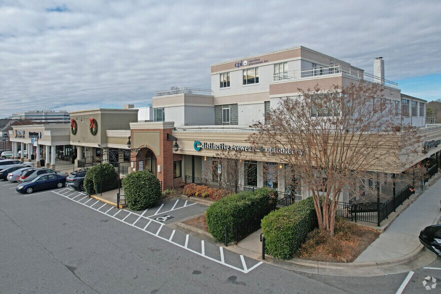 More Photos Of 300 S Stratford Rd, Winston-Salem Unknown For Lease