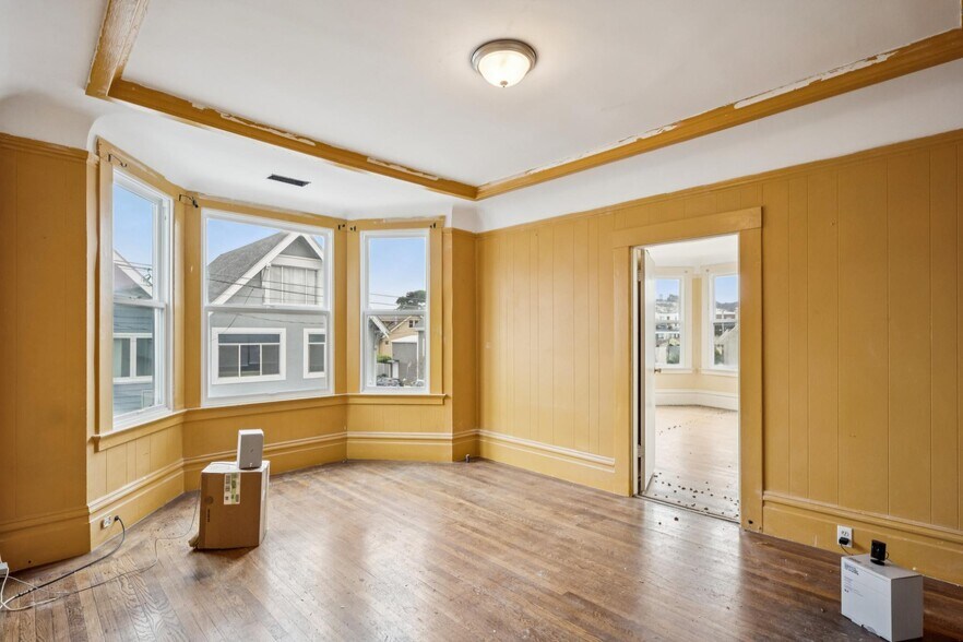 More Photos Of 200-208 Ocean Ave, San Francisco Storefront Retail Residential For Sale