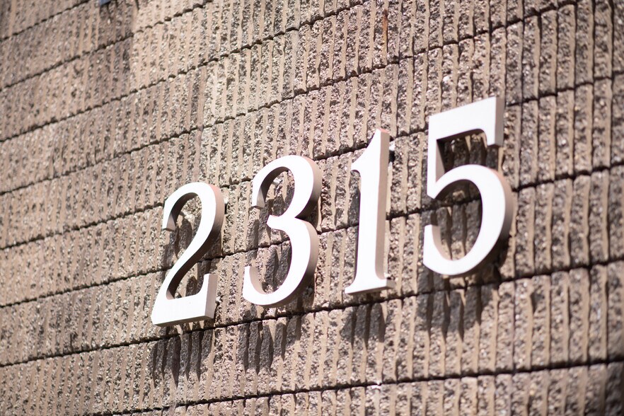 More Photos Of 2315 N Woodlawn Ave, Metairie Office For Lease