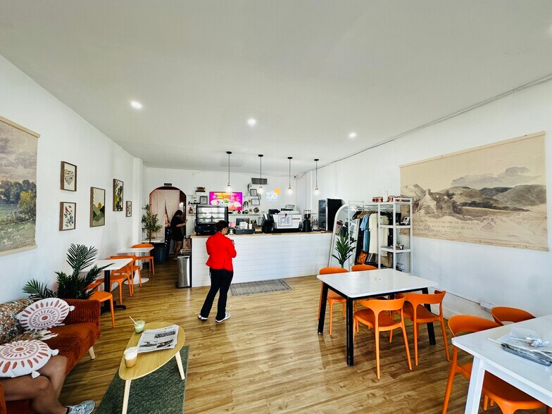 More Photos Of 100 N Main St, Galena Park Freestanding For Sale