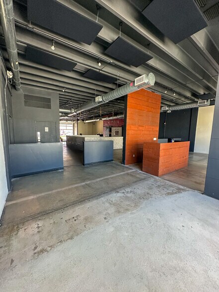 More Photos Of 702-706 NE 1st Ave, Fort Lauderdale Restaurant For Sale