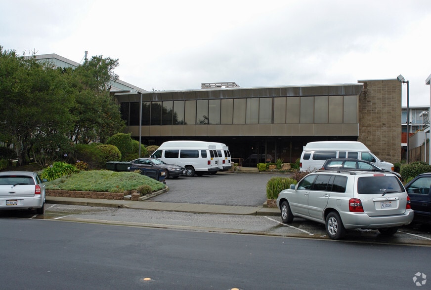 More Photos Of 323 89th St, Daly City Medical For Lease