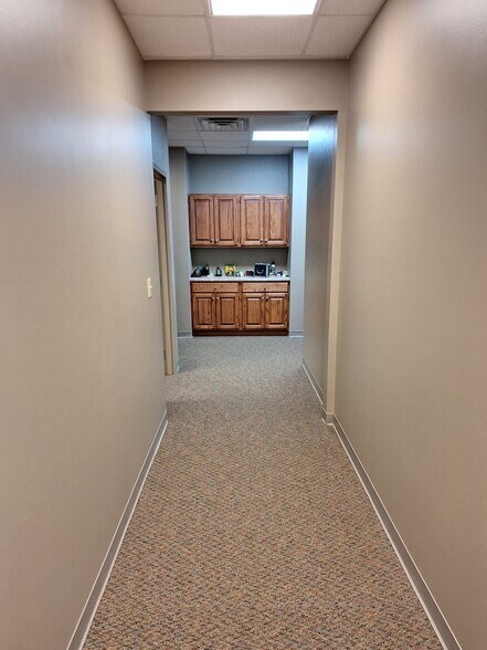 More Photos Of 4340 Acer Grove Dr, Springfield Office For Lease