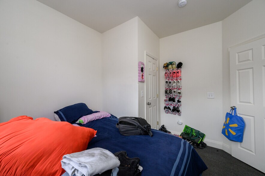 More Photos Of 200 Central Ave, Hackensack Storefront Retail Residential For Sale