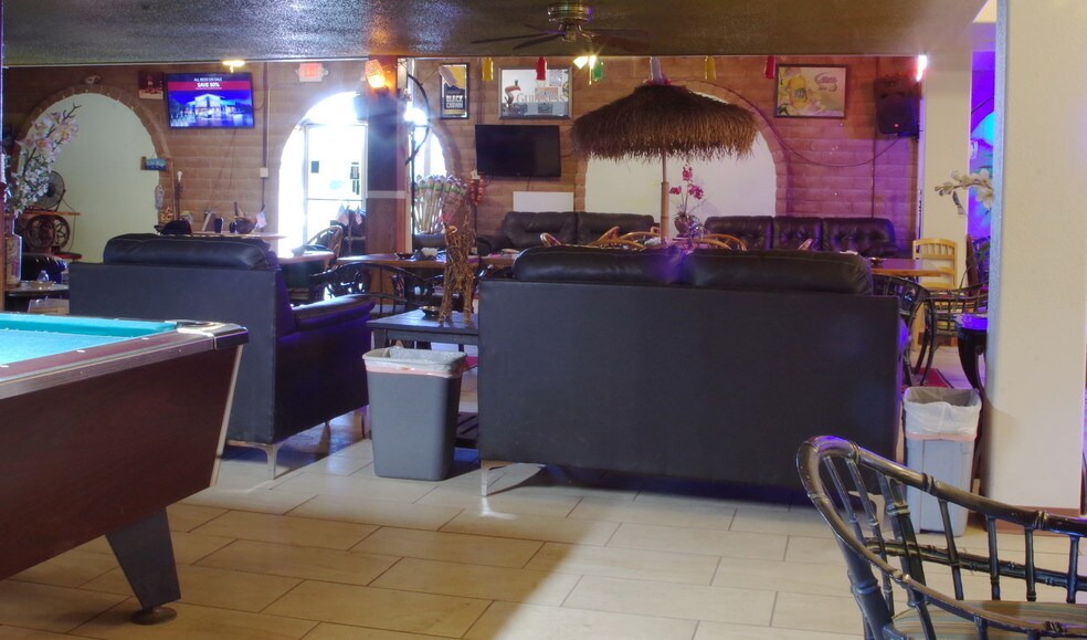 More Photos Of 2450 W Mesquite Ave, Pahrump Bar For Sale