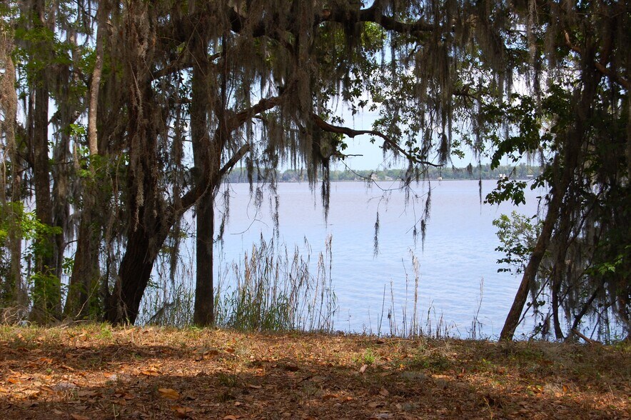 More Photos Of 254 Saint Johns Dr, Palatka Land For Sale