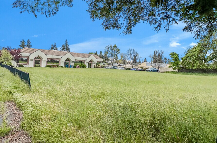 Primary Photo Of 2621 Nut Tree Rd, Vacaville Land For Sale