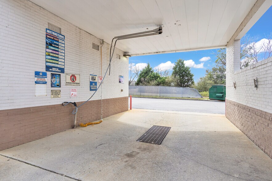 More Photos Of 206 Railroad Ave E, Wagener Freestanding For Sale