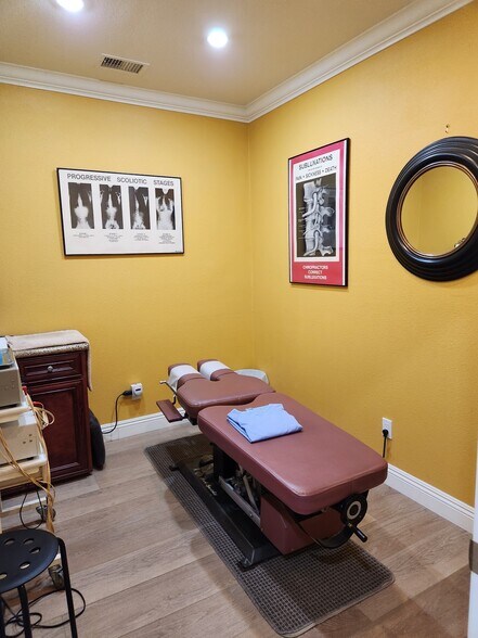 More Photos Of 408 S Beach Blvd, Anaheim Medical For Sale