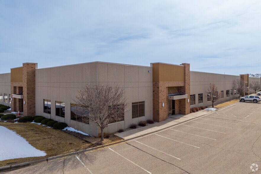 More Photos Of 14720 Energy Way, Apple Valley Warehouse For Sale