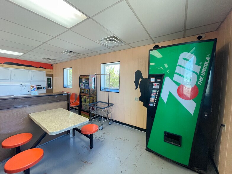 More Photos Of 232 Center St, Monticello Specialty For Sale