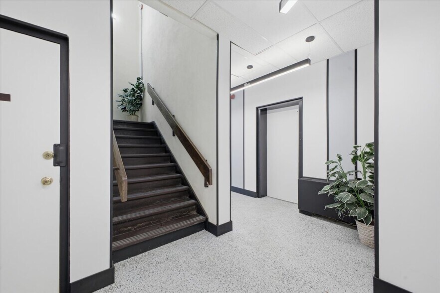 More Photos Of 99 Morris Ave, Springfield Office For Lease