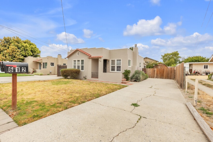 More Photos Of 612 Central Ave, Salinas Multifamily For Sale