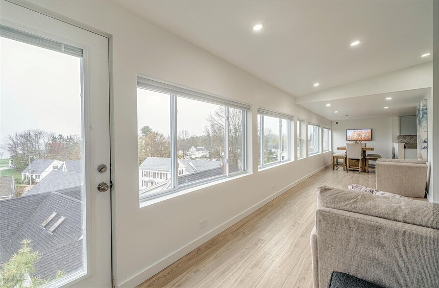 More Photos Of 37-39 E Main St, Searsport Storefront Retail Office For Sale