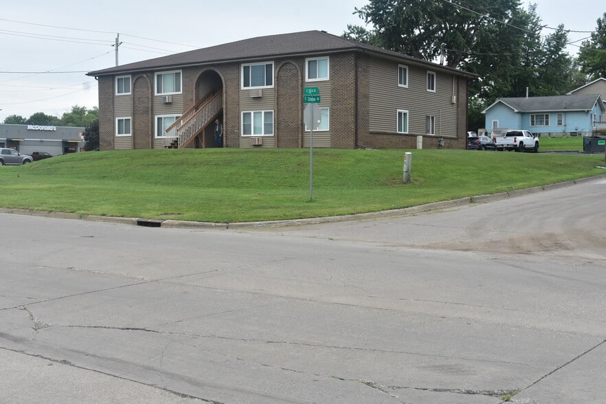 More Photos Of 3274 E Euclid Ave, Des Moines Apartments For Sale