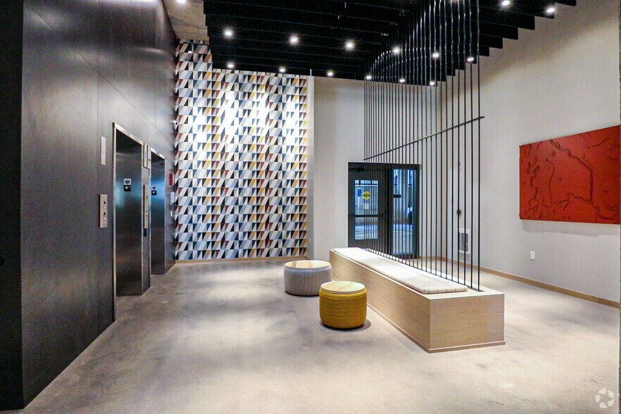 More Photos Of 427 N Snelling Ave, Saint Paul Apartments For Lease