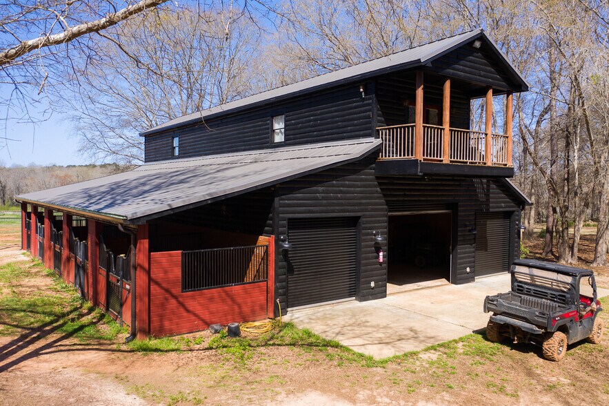 More Photos Of 685 N McDonough Rd, Griffin Land For Sale